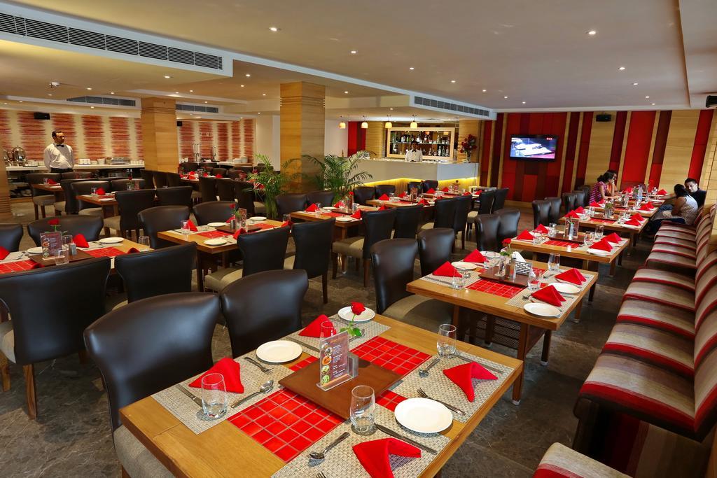 Sunbeam Premium Hotel Zirakpur ภายนอก รูปภาพ