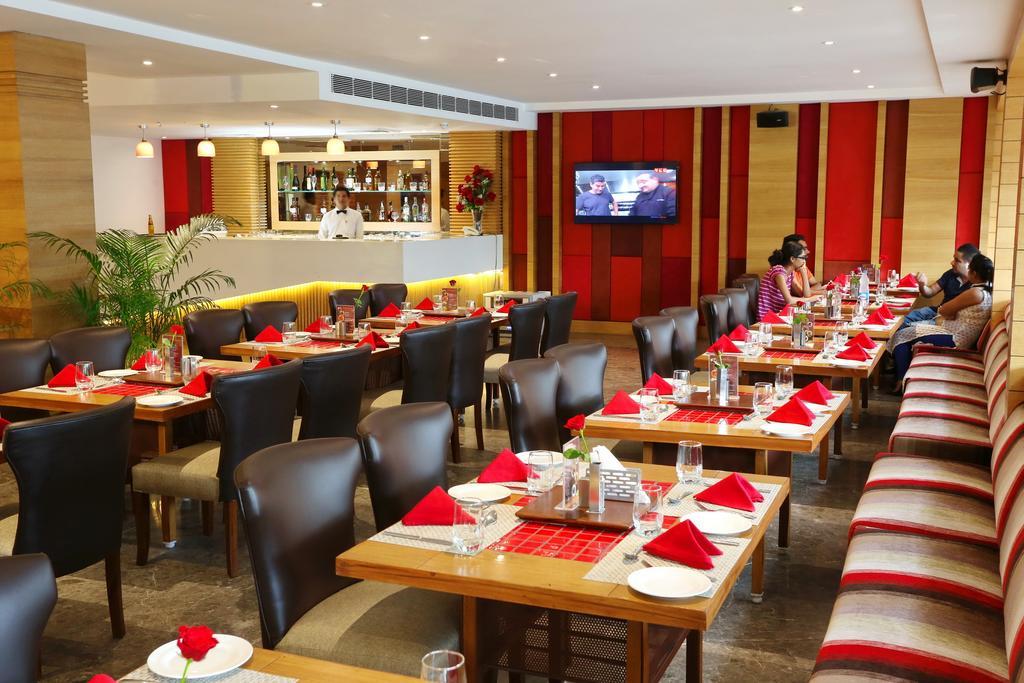 Sunbeam Premium Hotel Zirakpur ภายนอก รูปภาพ