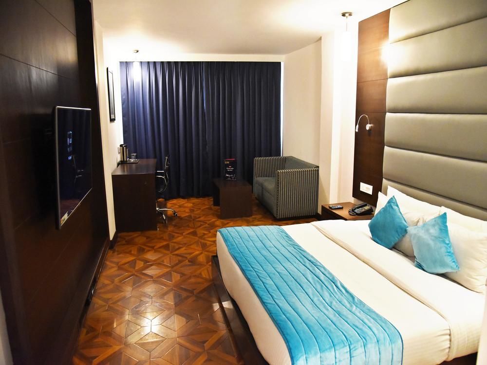 Sunbeam Premium Hotel Zirakpur ภายนอก รูปภาพ