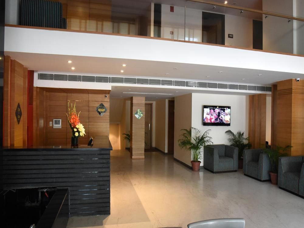 Sunbeam Premium Hotel Zirakpur ภายนอก รูปภาพ