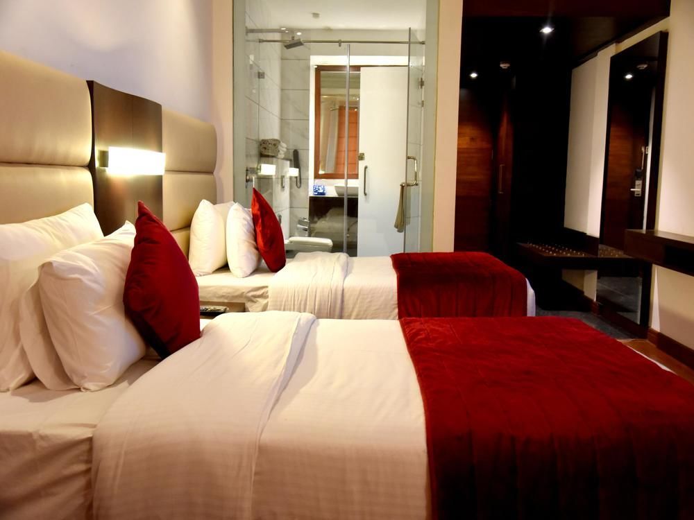 Sunbeam Premium Hotel Zirakpur ภายนอก รูปภาพ
