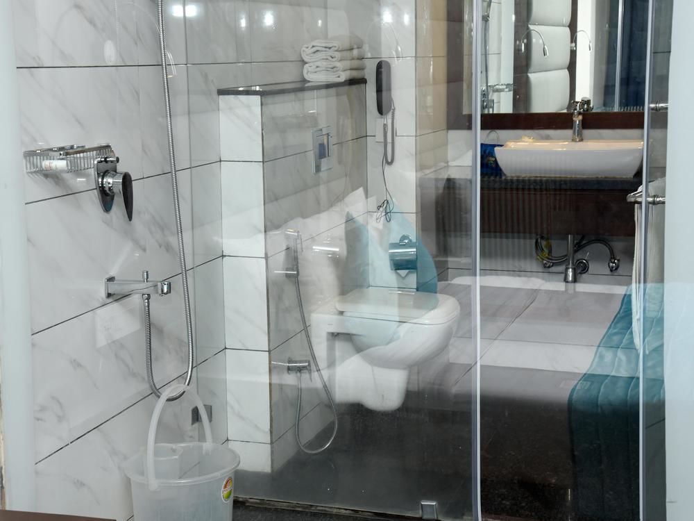 Sunbeam Premium Hotel Zirakpur ภายนอก รูปภาพ